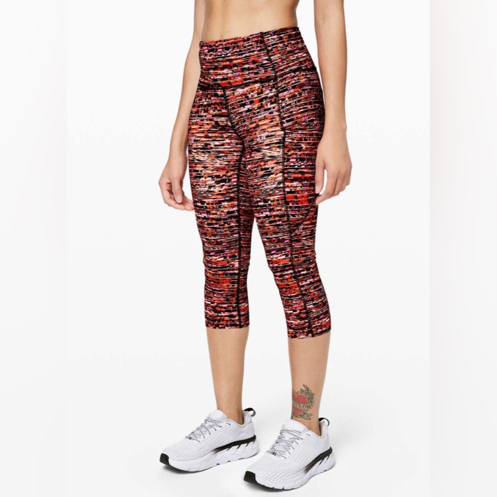Lululemon Fast and Free Crop II 19" *Nulux Flash Pleat Orange Multi Size 8